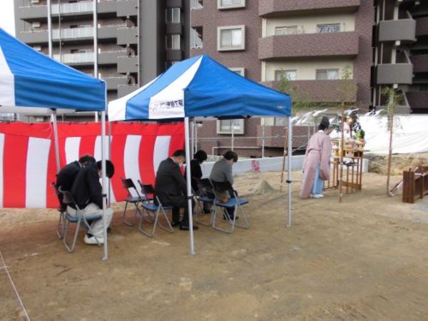 地鎮祭を行いました。